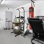 Olympic Apartment *